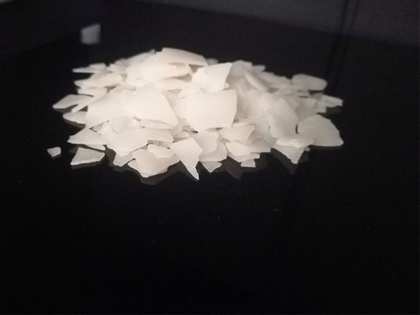 ��ˮ�Ȼ�þƬ